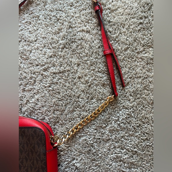 🔥🔥🔥Michael Kors Limited Edition Crossbody Bag🔥🔥🔥 - Picture 4 of 16